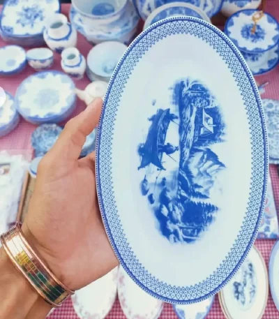 خرید دیوارکوب روسی بیضی با طراحی وارداتی، ابعاد ۲۴×۱۴ سانتی‌متر و کیفیت مناسب از فروشگاه مطبخ افراز.دیوارکوب روسی بیضی